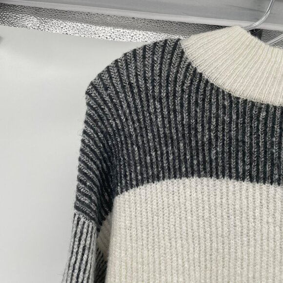 Staccato Womens Striped Pullover Sweater Long Sleeve Gray/Multi Large - Picture 5 of 9